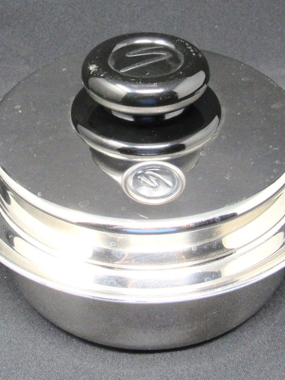 Saladmaster Sauce Pan Versa Tec 1 quart Pot Vapo Lid Surgical Stainless Steel